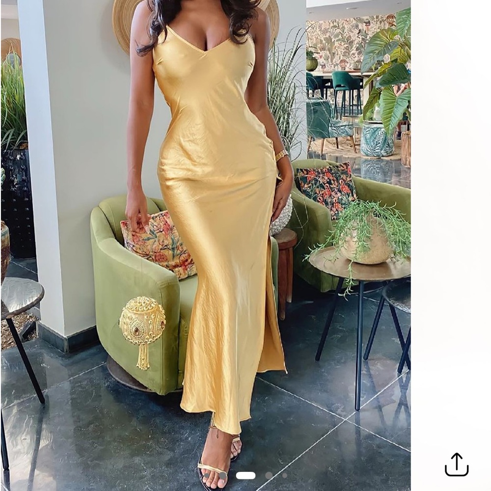 Elegant Gold Evening Dress